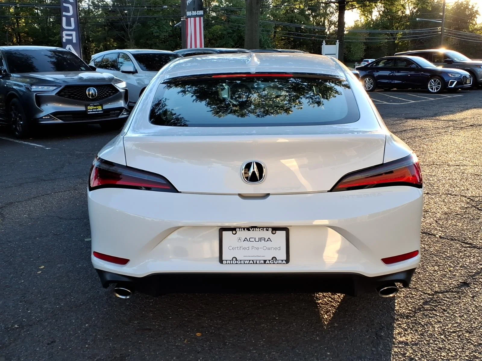Used 2025 Platinum White Pearl Acura INTEGRA image 5
