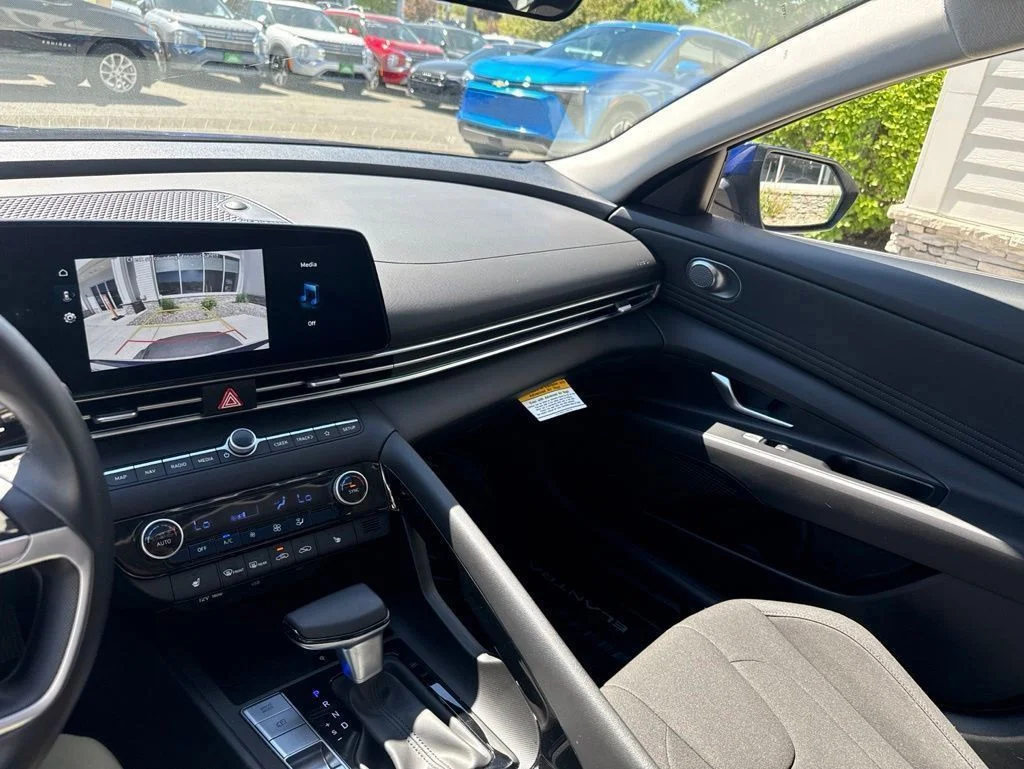 Used 2024 Blue Hyundai SEL image 36