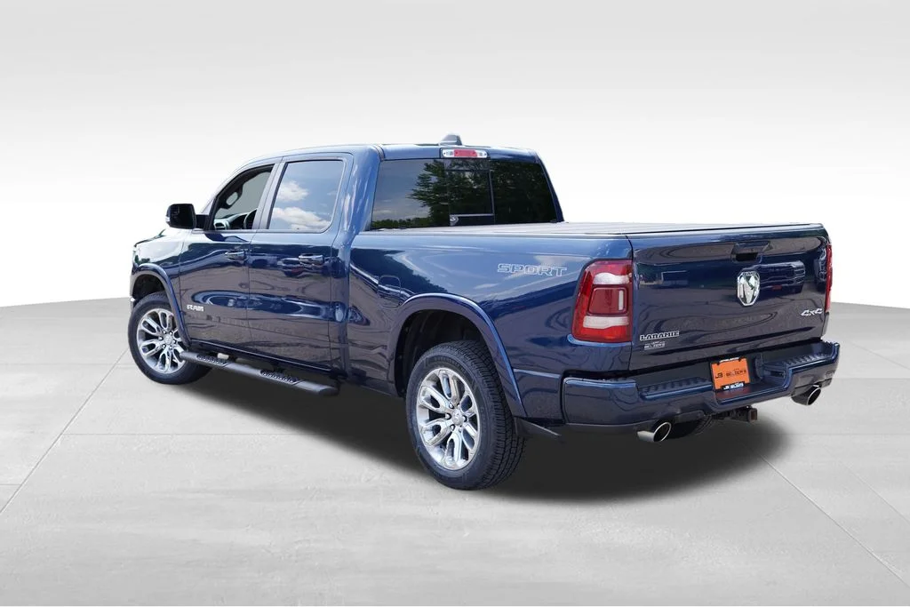 Used 2022 Patriot Blue Pearlcoat Ram Laramie image 7