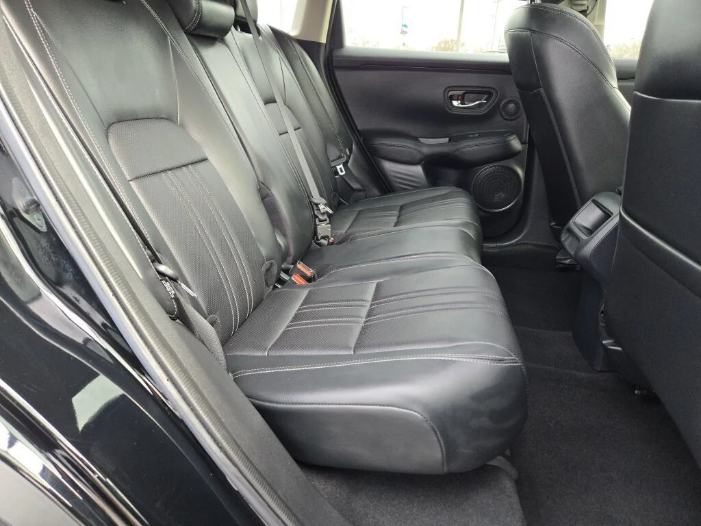 Used 2024  Honda EX-L image 9