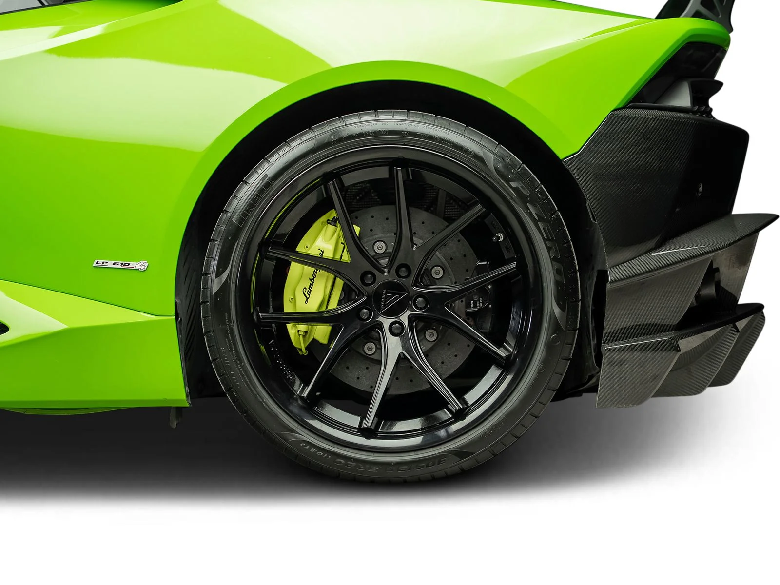 Used 2015 Green Lamborghini LP610-4 image 22