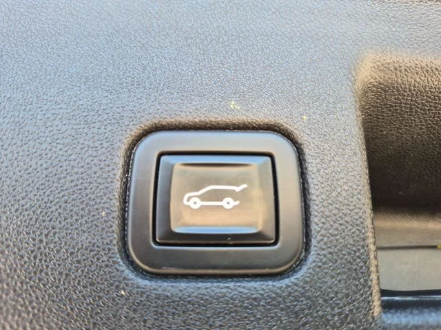 Used 2020 Blue Chevrolet Premier image 26