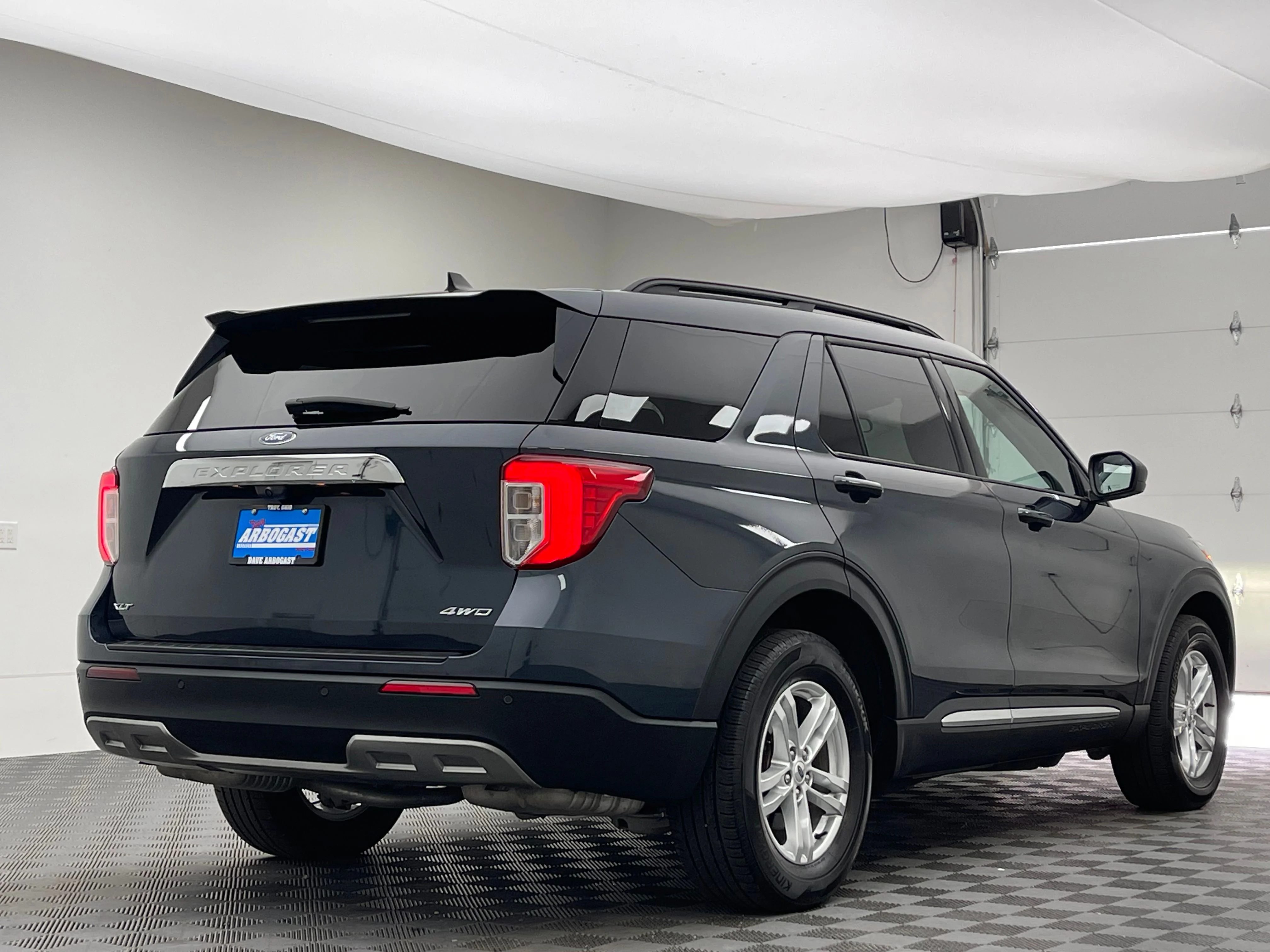 Used 2023 Stone Blue Metallic Ford XLT image 7