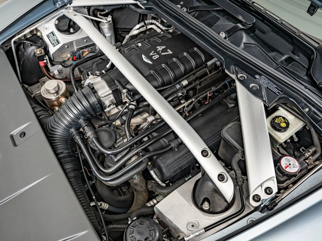 Used 2015 Skyfall Silver Aston Martin  image 45