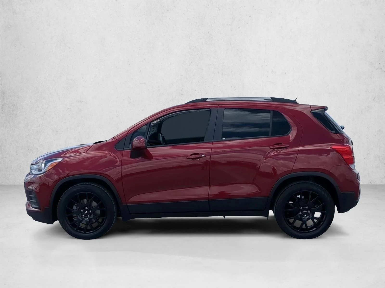 Used 2022 Crimson Metallic Chevrolet LT image 9