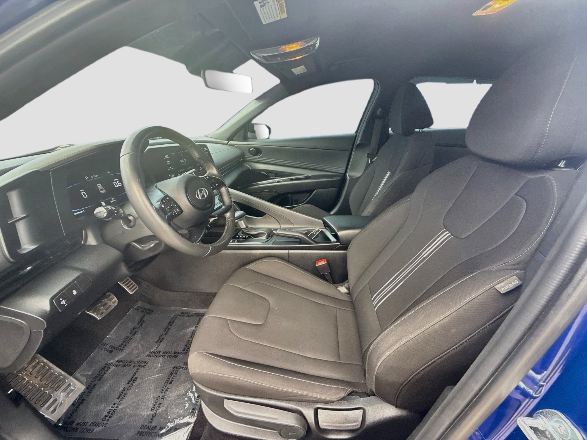 Used 2025 Intense Blue Hyundai SEL Sport image 16