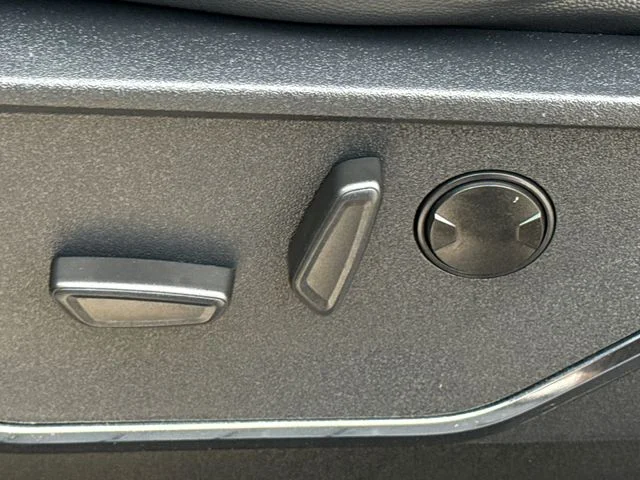 Used 2023 Blue Ford Lariat image 21