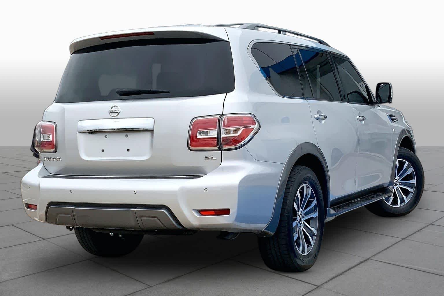 Used 2019 Brilliant Silver Metallic Nissan SL image 13