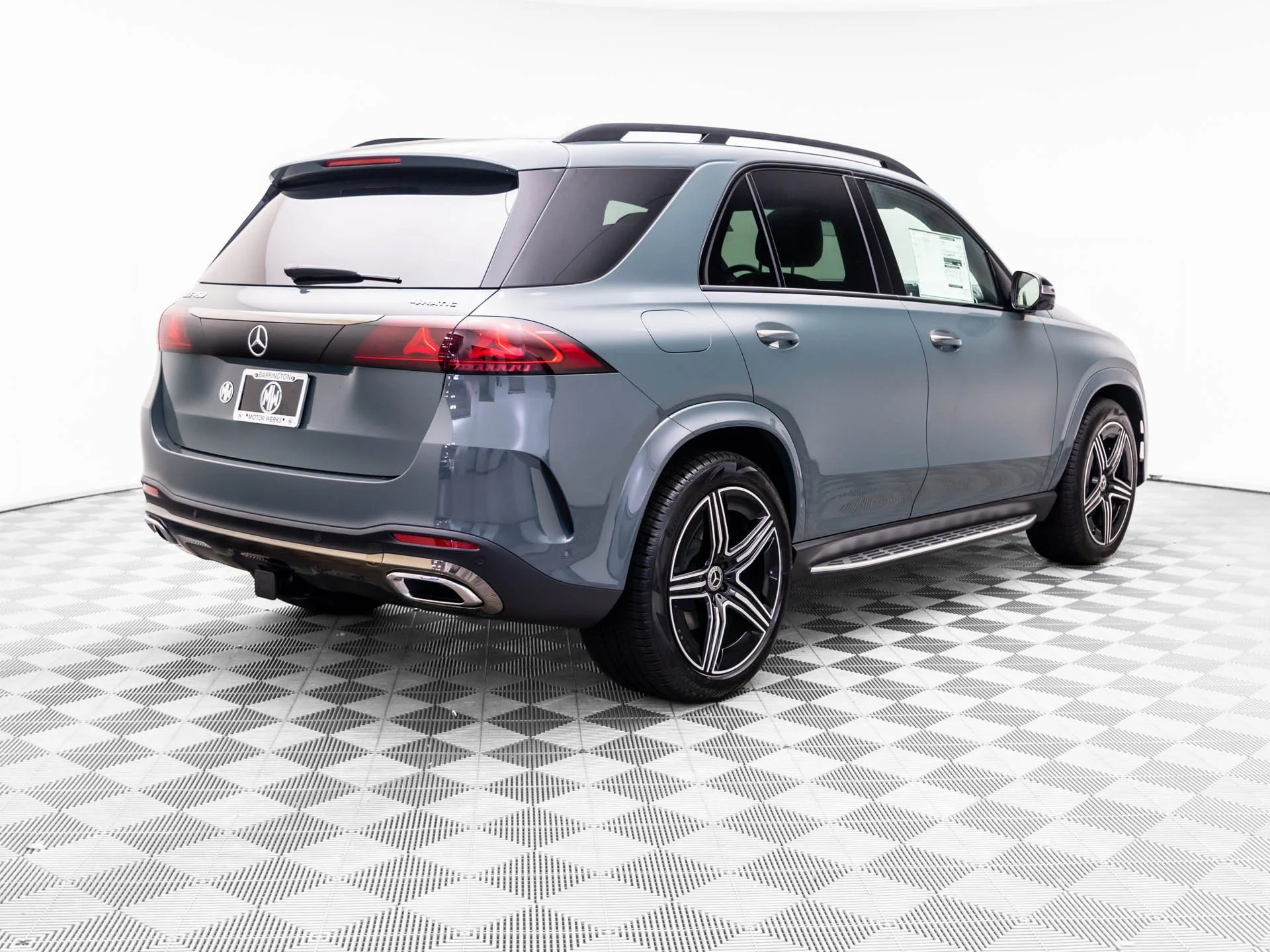 New 2027 Green Mercedes-Benz GLE 450 image 5