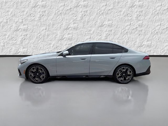 Used 2026 Brooklyn Grey Metallic BMW eDrive40 image 6