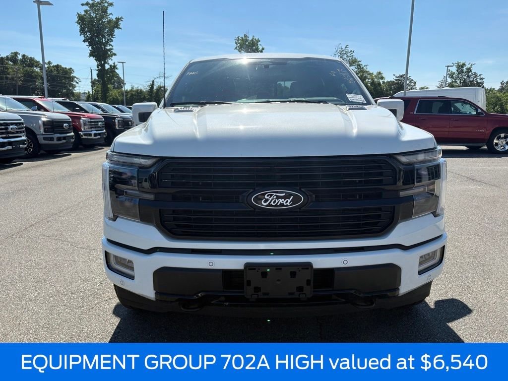 Used 2025 Star White Ford Platinum image 3