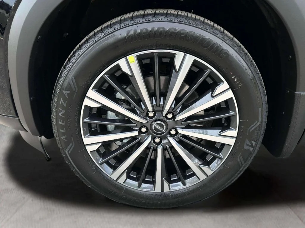 New 2026 Super Black Nissan Platinum image 12