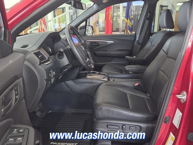 Used 2023 Red Honda EX-L AWD image 7