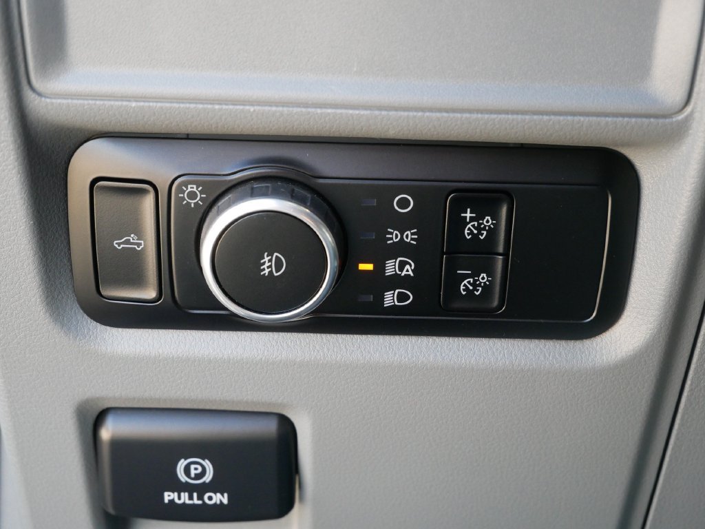 Used 2024 White Ford XLT image 19