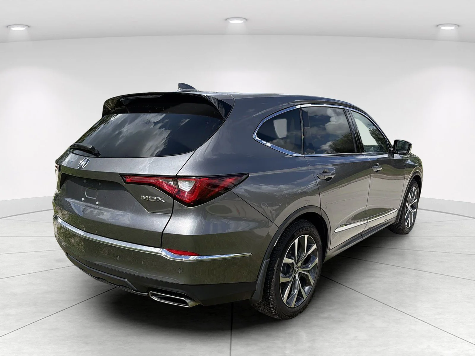 Used 2023  Acura Technology image 4