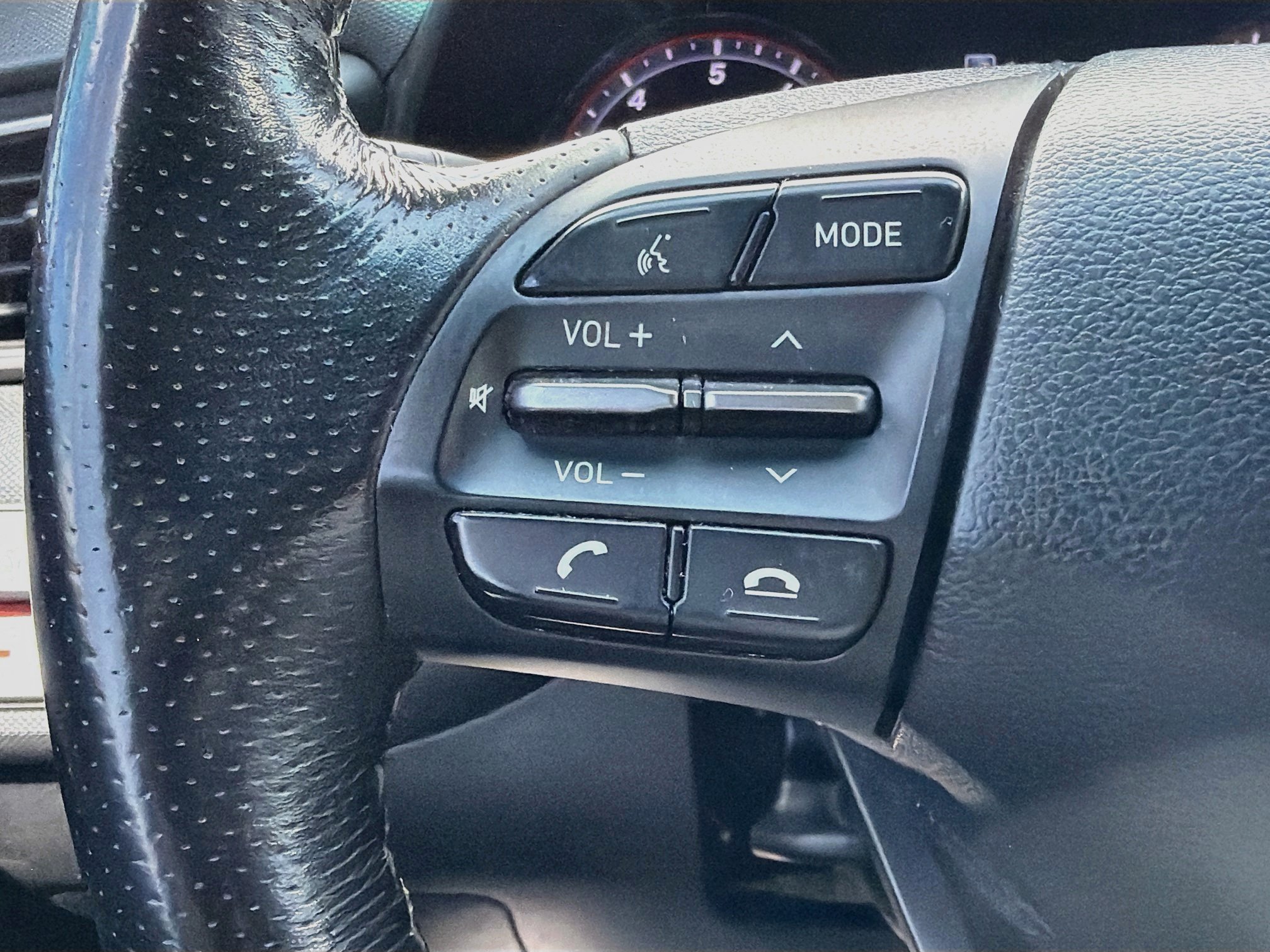 Used 2019 Thunder Gray w/Black Roof Hyundai Turbo Ultimate image 34