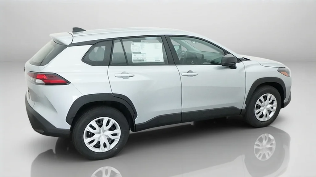New 2026 Sonic Silver Toyota L image 8