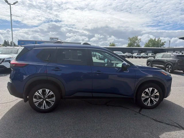 Used 2023 Blue Nissan SV image 4