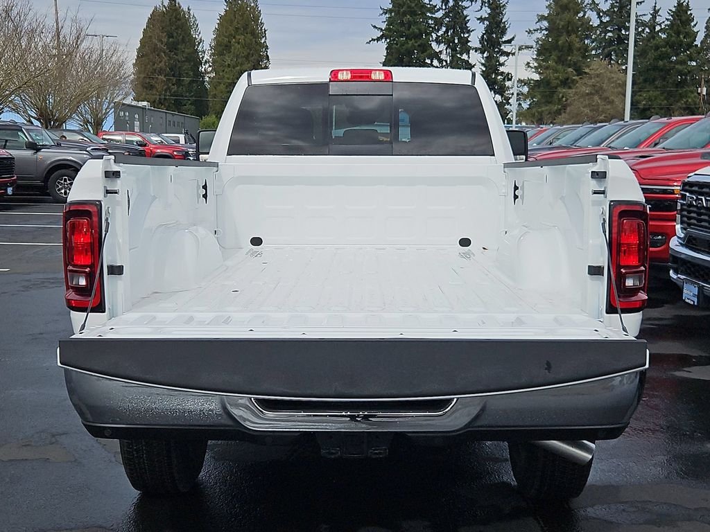 New 2026 Bright White Clear-Coat Exterior Paint RAM Tradesman image 14