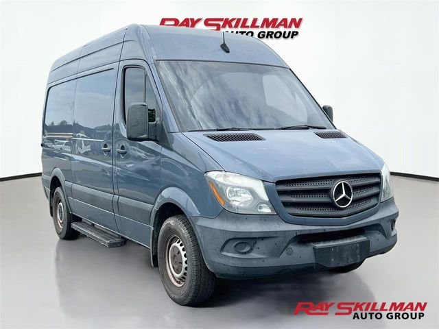 Used 2018 Gray Mercedes-Benz Cargo 144 WB image 1