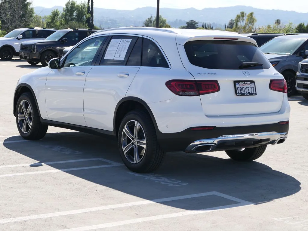 Used 2022 Polar White Mercedes-Benz GLC 300 4MATIC® image 6