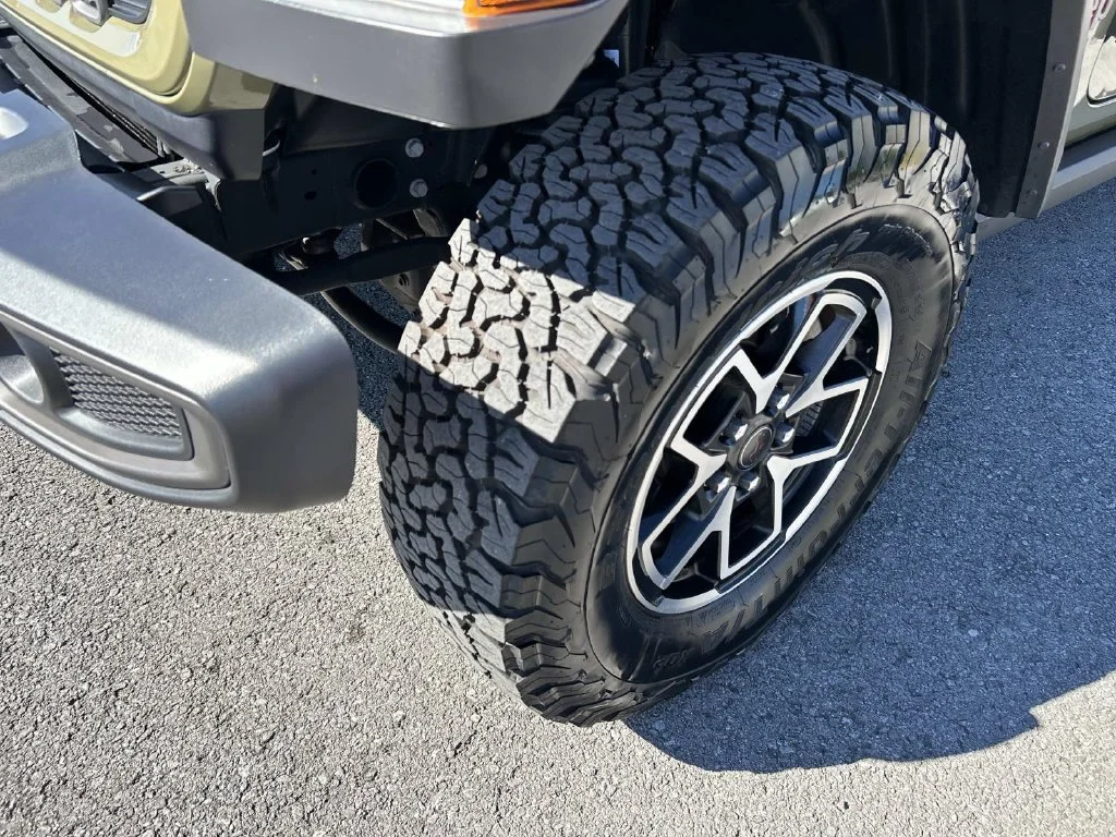 Used 2025 Green Jeep Rubicon image 37