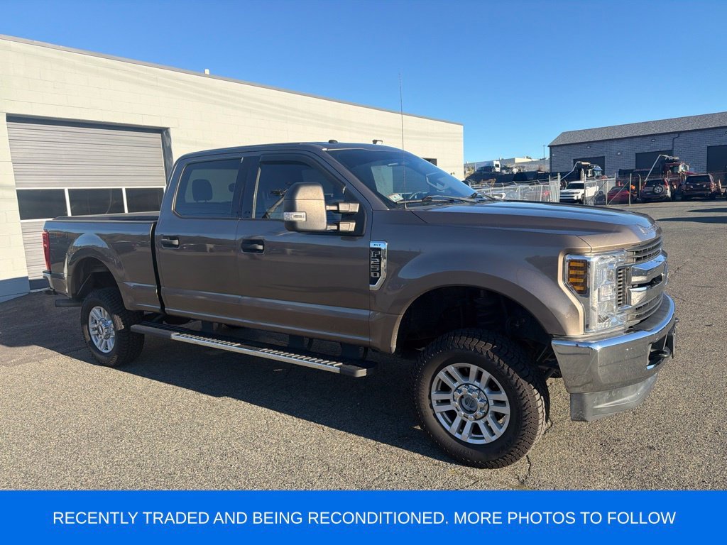Used 2018 Stone Gray Metallic Ford XLT image 1