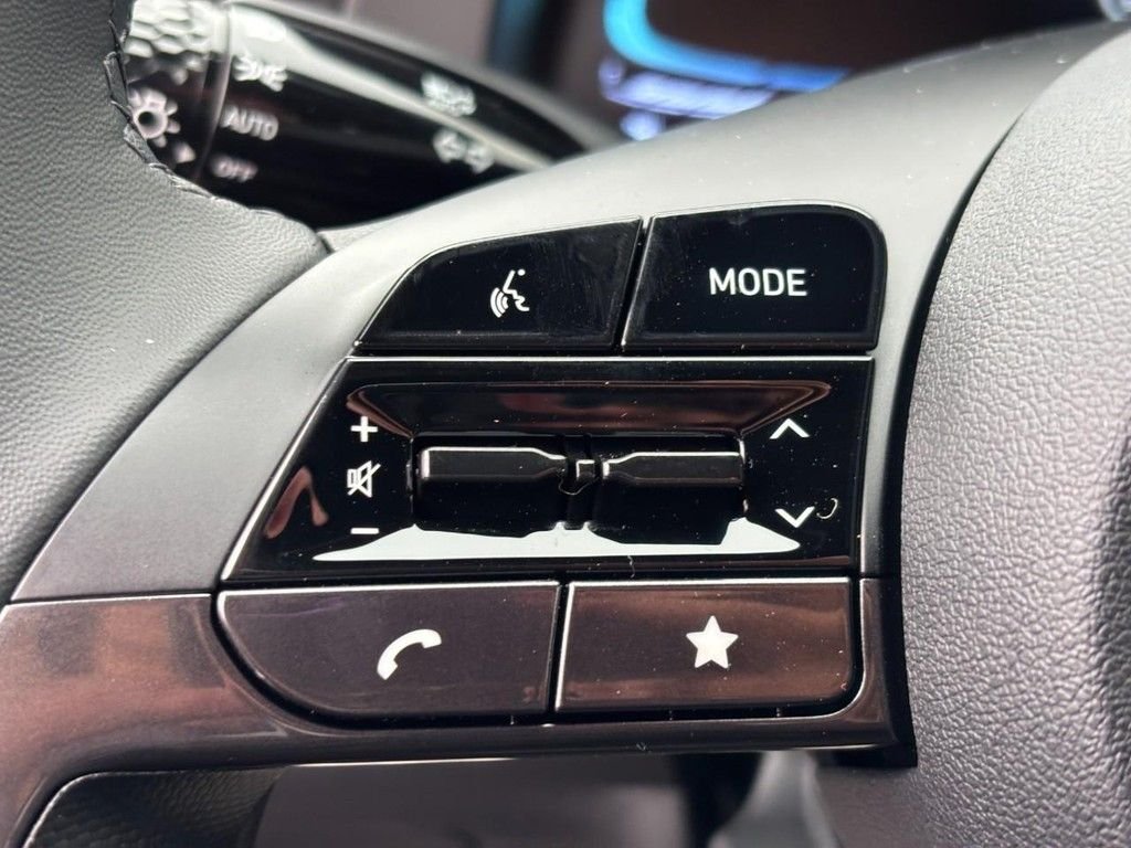 2026 Hyundai Elantra SEL Sport - Photo 12
