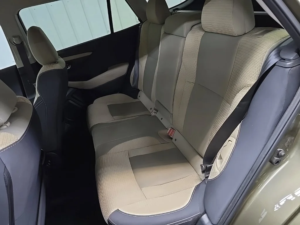 Used 2022 Green Metallic Subaru Premium image 31