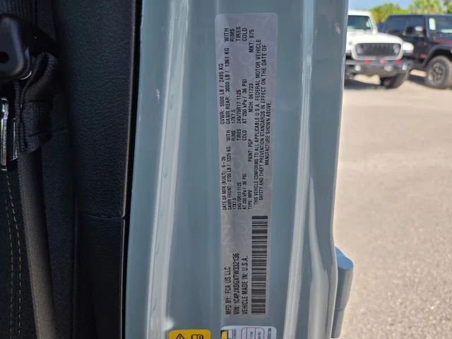 New 2026 Earl Clear-Coat Exterior Paint Jeep Sport image 21