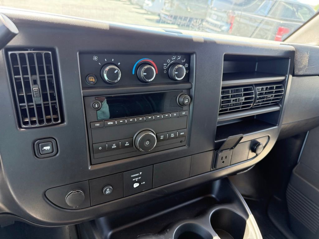 2026 Chevrolet Express Cargo Work Van - Photo 13