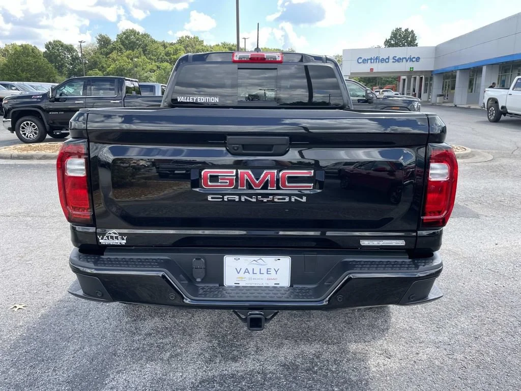 New 2026 Onyx Black GMC Elevation image 5