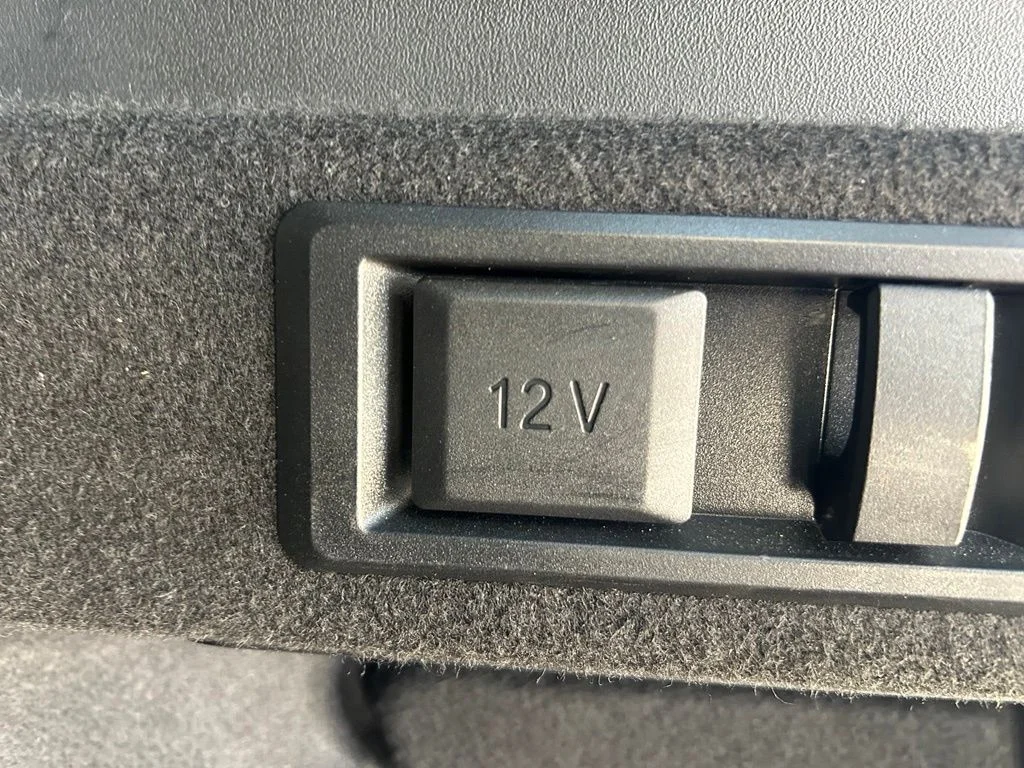 Used 2026 Gray BMW M50 xDrive image 37