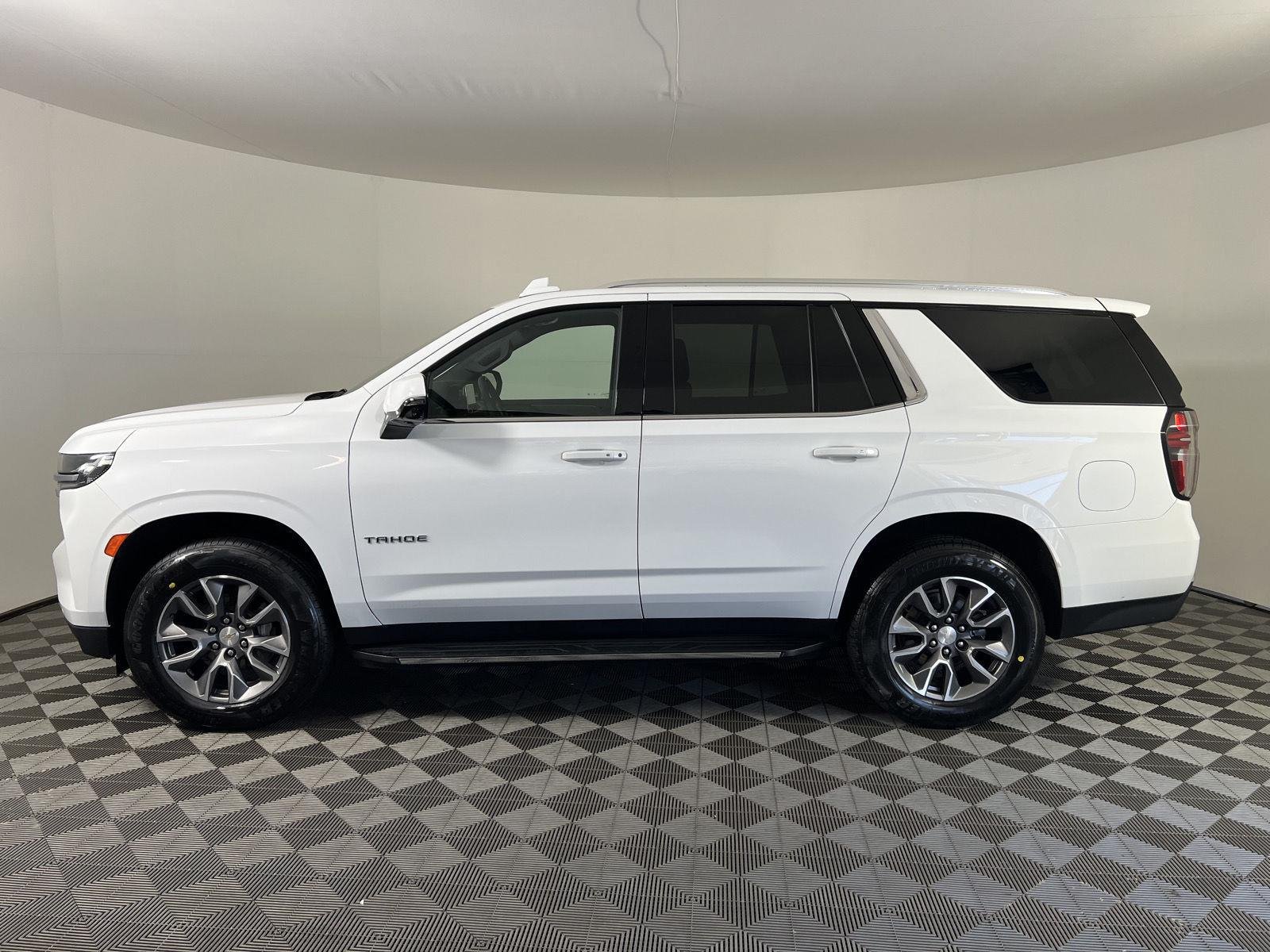 Used 2023 Summit White Chevrolet LT image 33