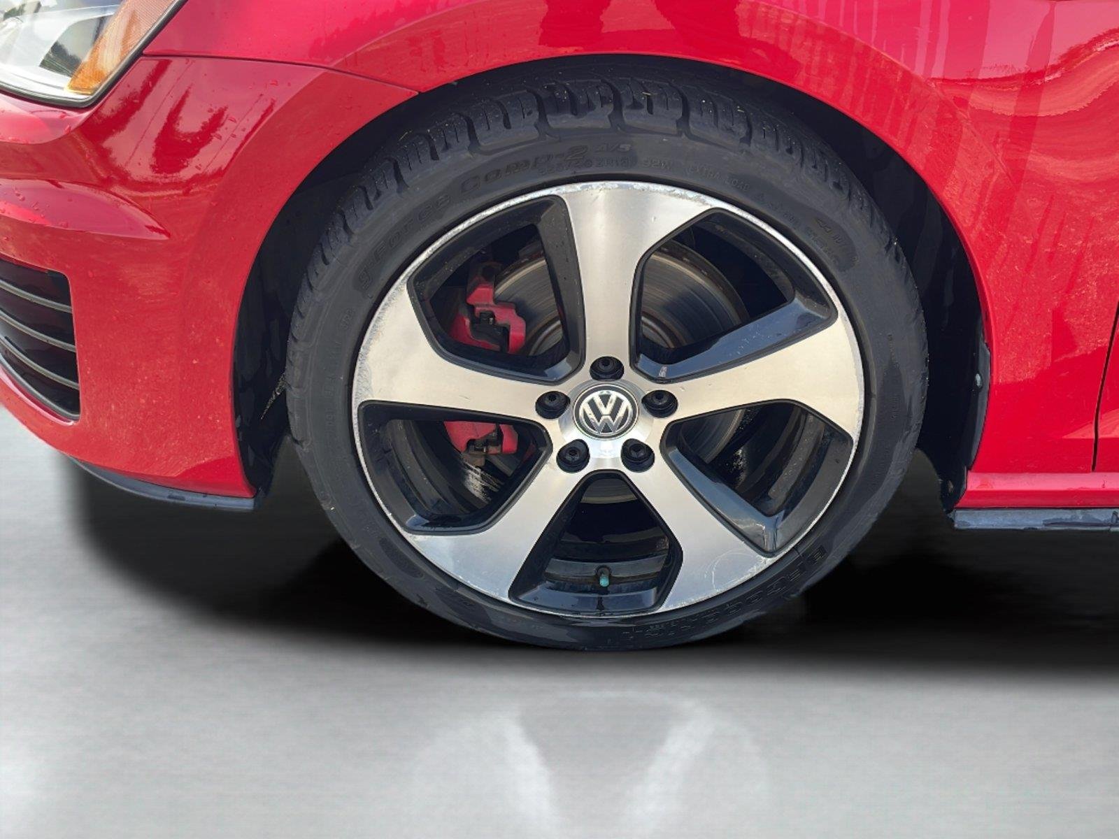 Used 2015 Tornado Red Volkswagen S image 11