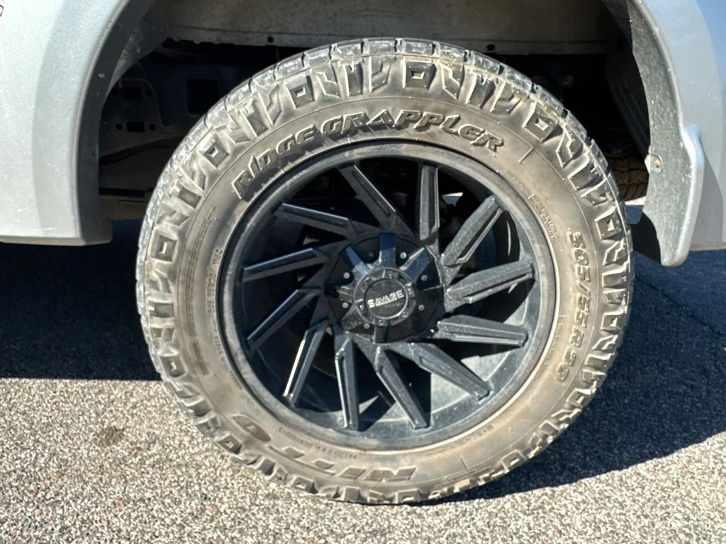 Used 2019 Silver Ford XLT image 4
