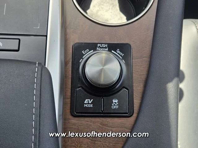 Certified Used 2022 Silver Lexus 450hL image 31