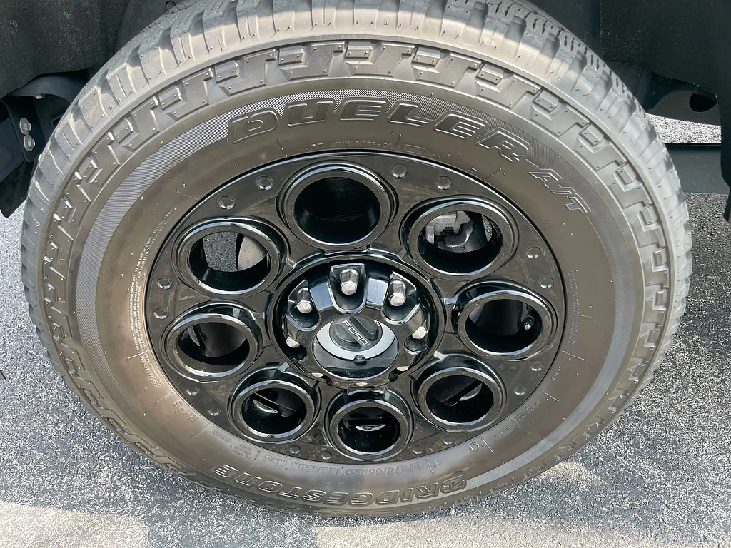 Used 2024 WHITE Ford Lariat image 33