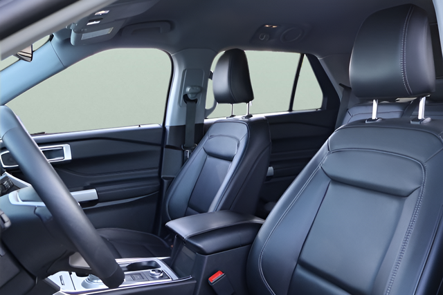 Used 2023 Gray Ford XLT image 13