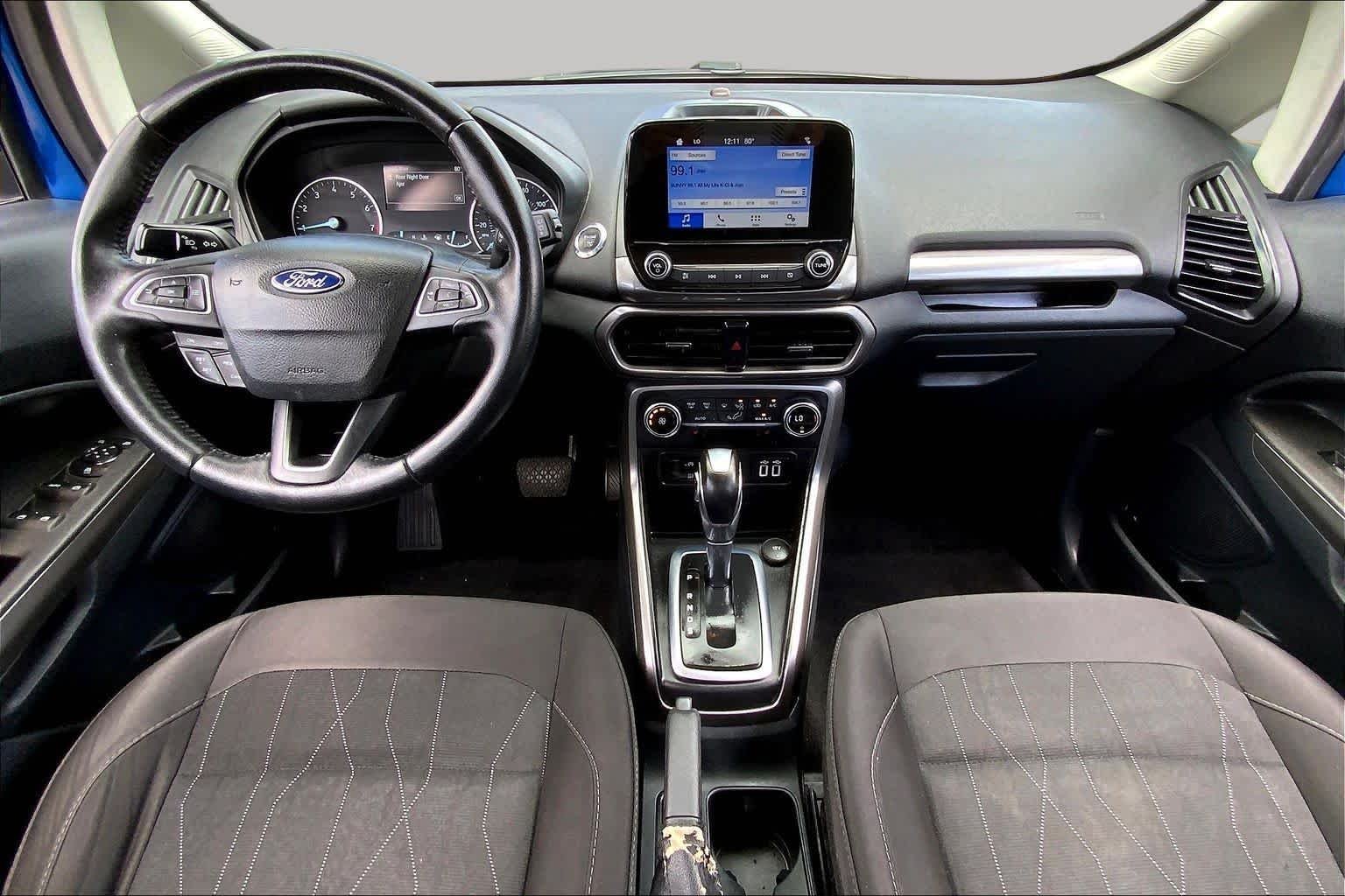 Used 2018 Lightning Blue Metallic Ford SE image 16