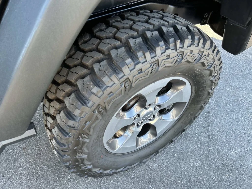 Used 2018 Black Jeep Unlimited Sport image 12