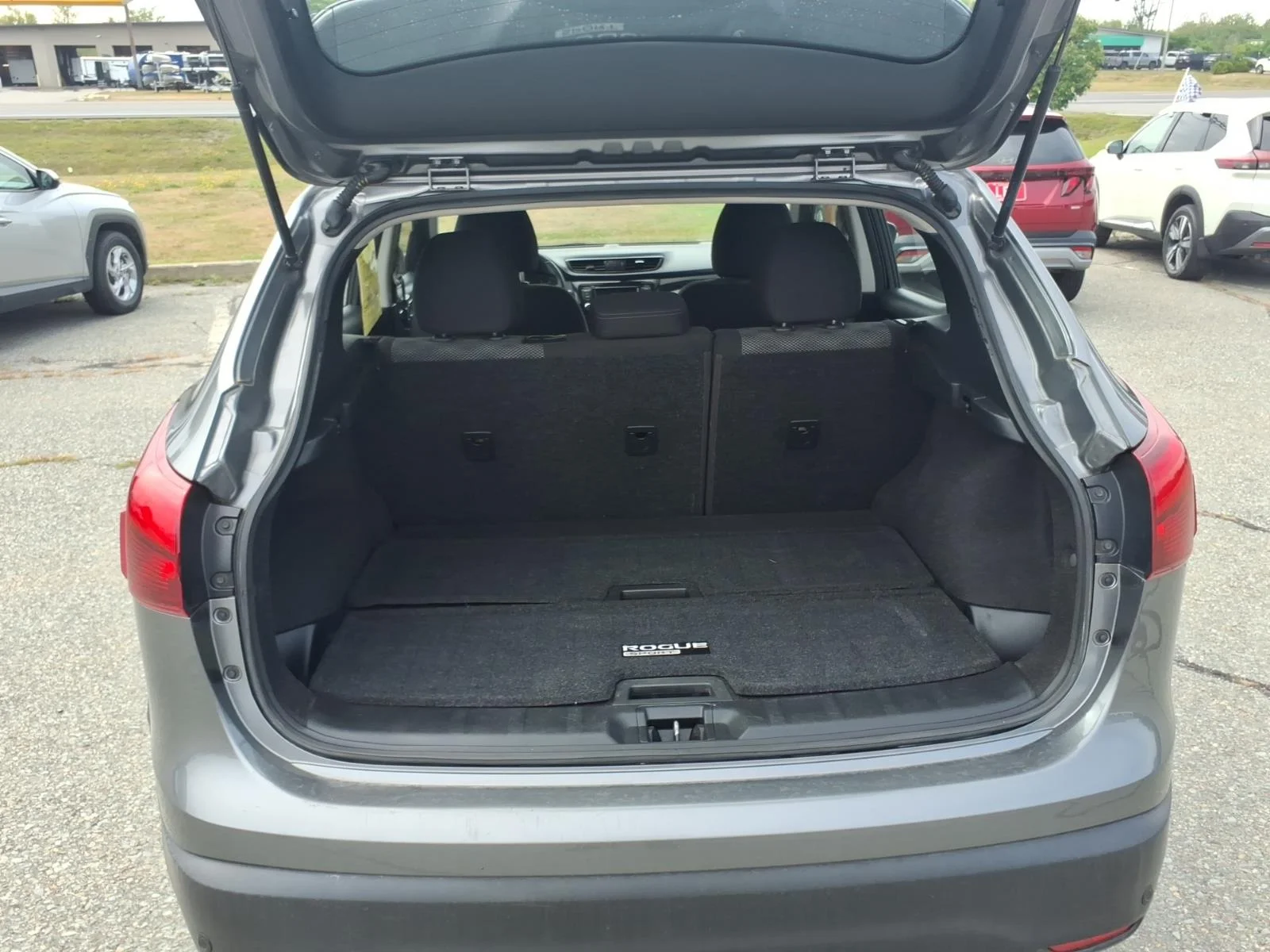 Used 2019 Gun Metallic Nissan SV image 12