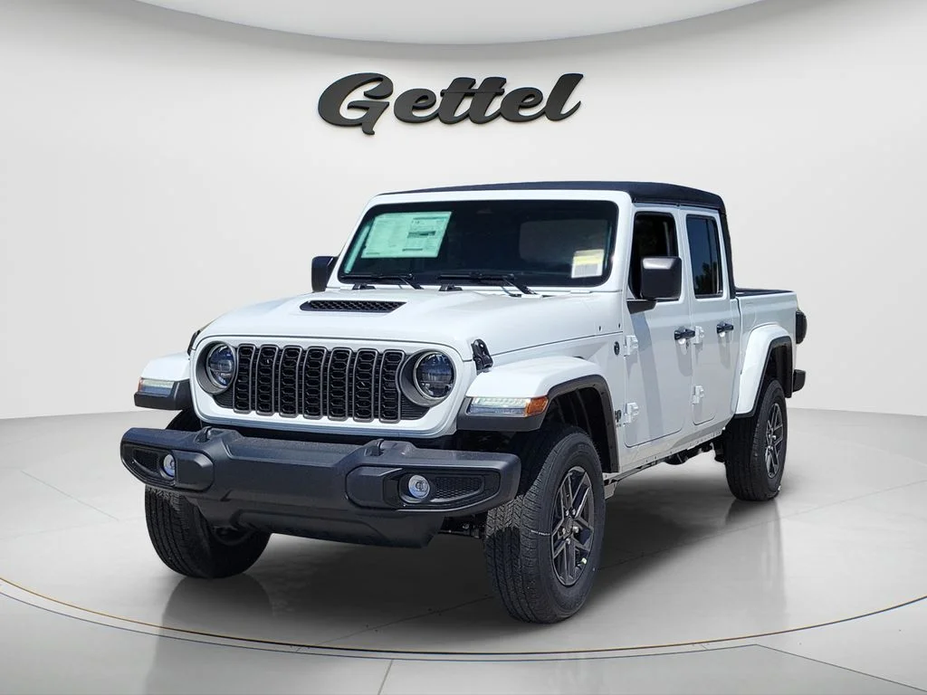 2026 Jeep Gladiator Sport S Auto's photo