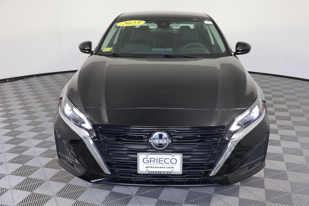 Used 2023 Black Nissan 2.5 SV image 3