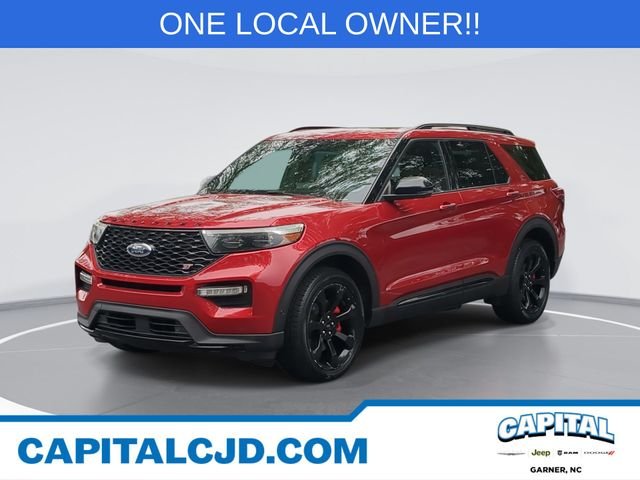 Used 2022 Red Ford ST image 1