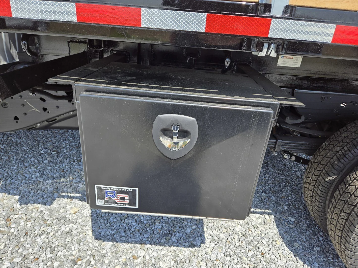 New 2026 Summit White Chevrolet Work Truck image 15