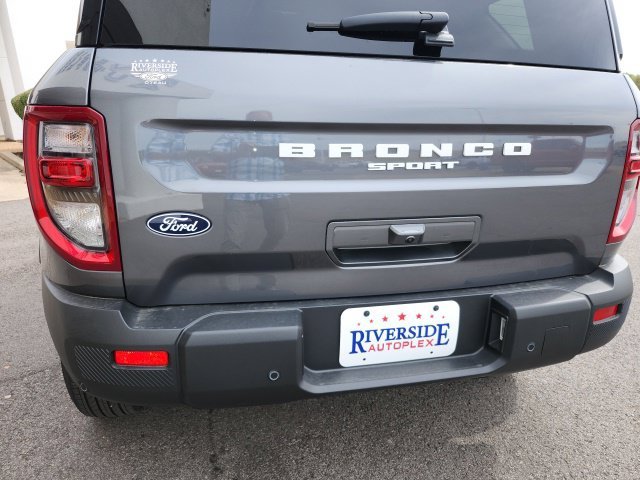 New 2026 Carbonized Gray Metallic Ford Big Bend® image 9