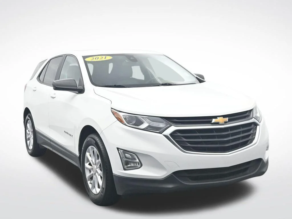Used 2021 Summit White Chevrolet LS image 3