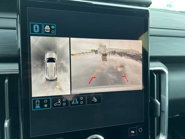 New 2026 Sterling Metallic GMC Elevation image 23