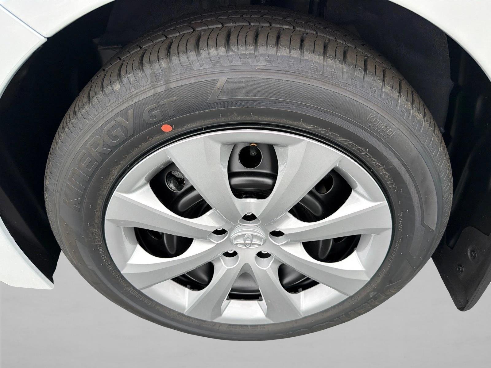 New 2027 Wind Chill Pearl Toyota LE image 11